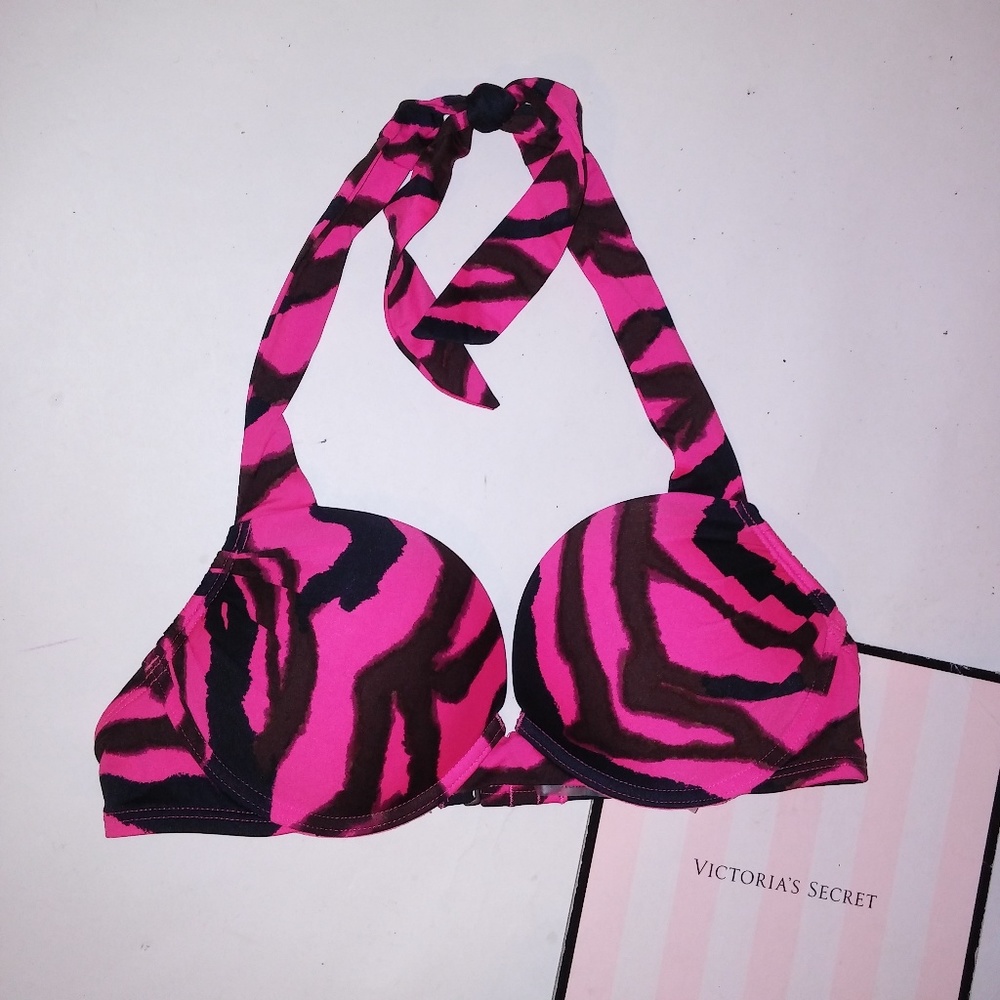 Victoria Secret Swim Bikini Top
34B Bombshell Push Up
Adds 2‎ Cup Sizes
Animal